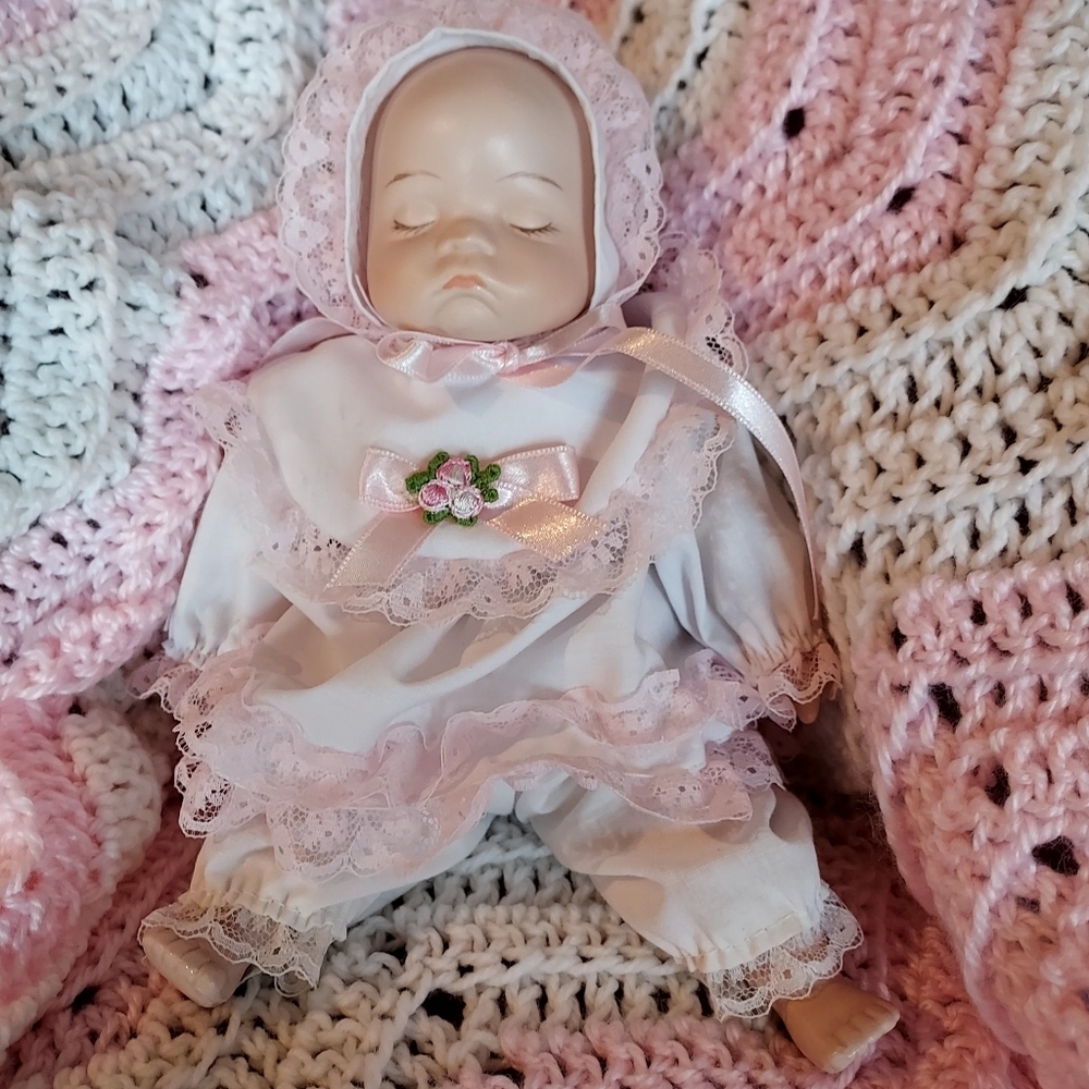 Sleeping Baby Porcelain Doll 8 1/2"